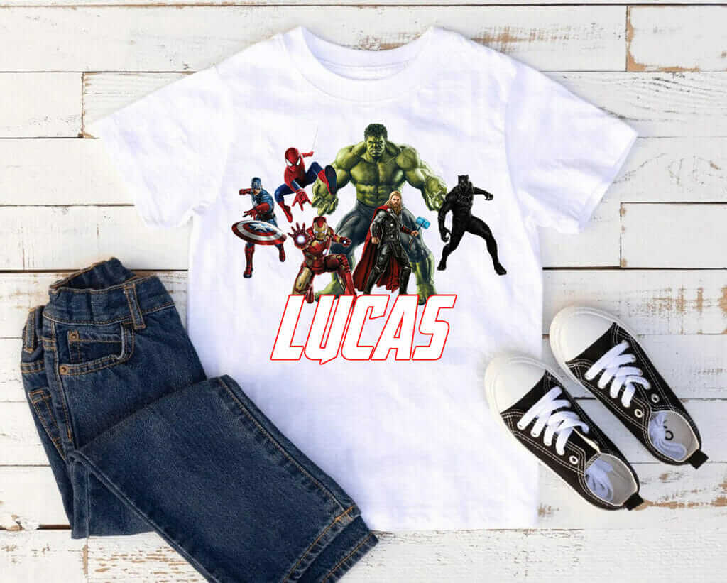 T-shirt Avengers la team avec prénom