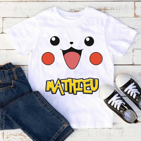 T-shirt visage Pikachu avec prénom